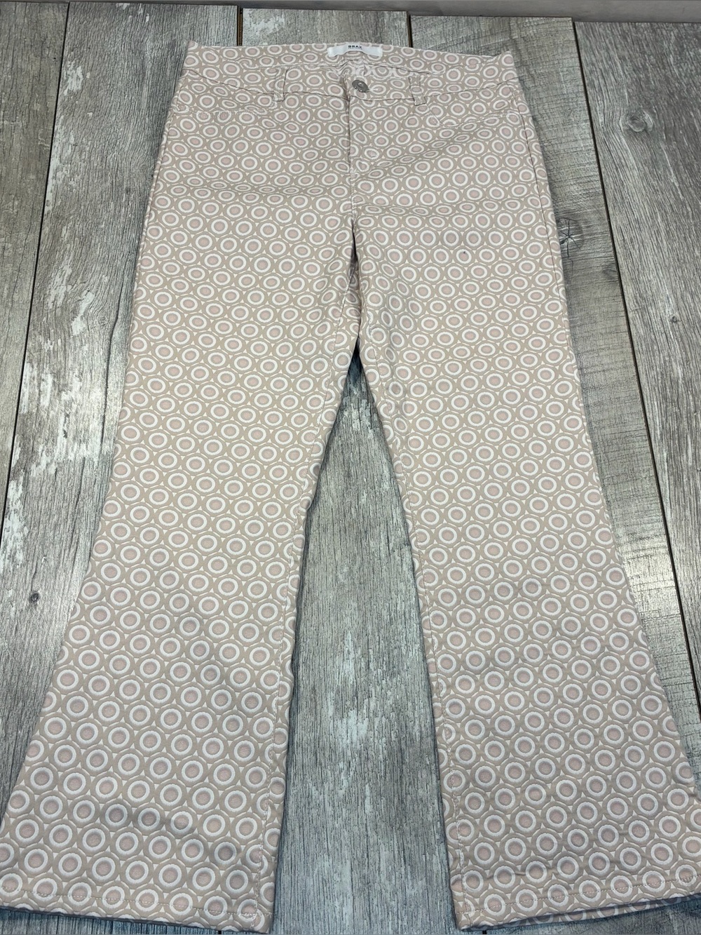 Brax women’s pants says 31/32 but were hemmed 31/26 light pink